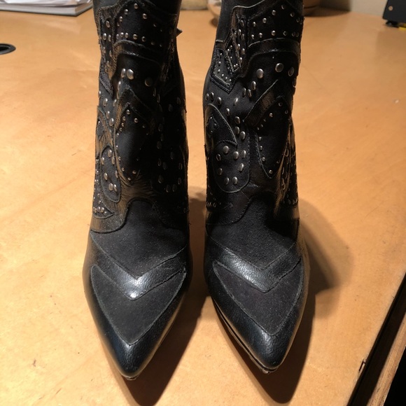 Alice + Olivia Denby Embellished Booties sz: 36 - Picture 5 of 8